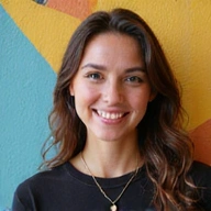 Imagen de perfil de una artista principal